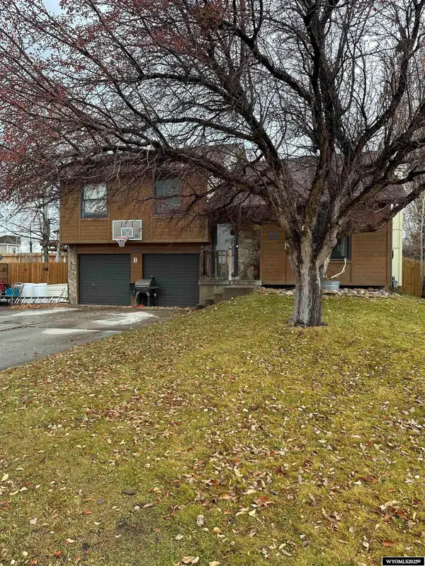 416 Independence Circle, Rock Springs, WY 82901