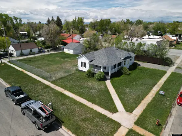 619 E Washington St, Riverton, WY 82501