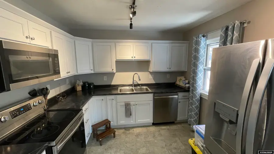 1747 S Fairdale Avenue, Casper, WY 82601 - Image #2