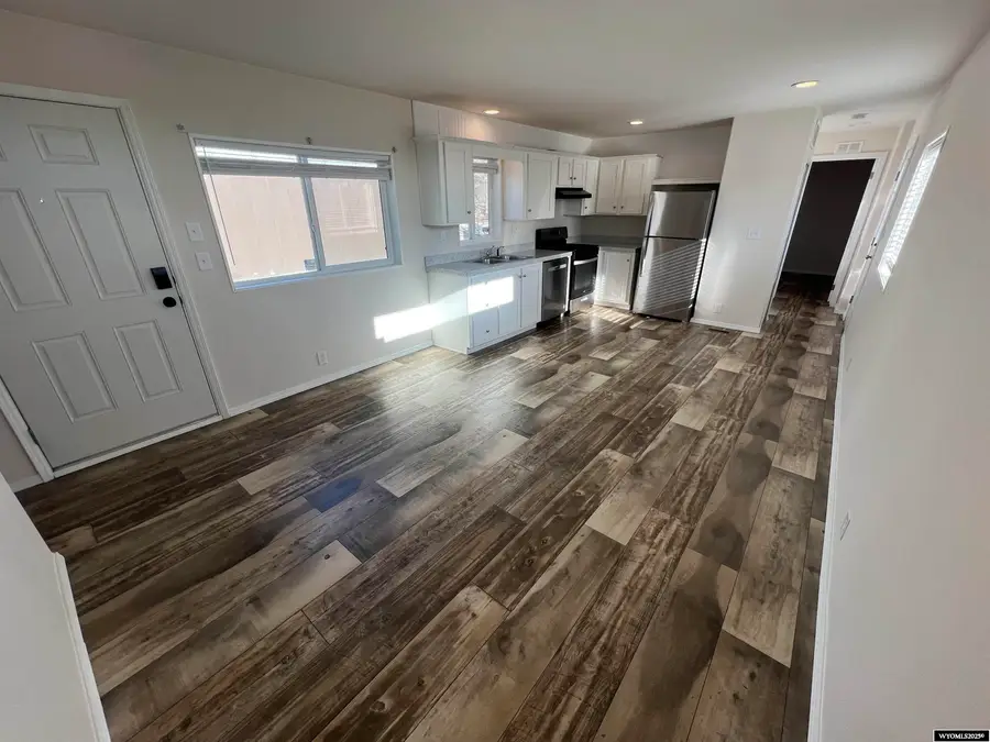 112 Northside Drive, Lander, WY 82520 - Image #2