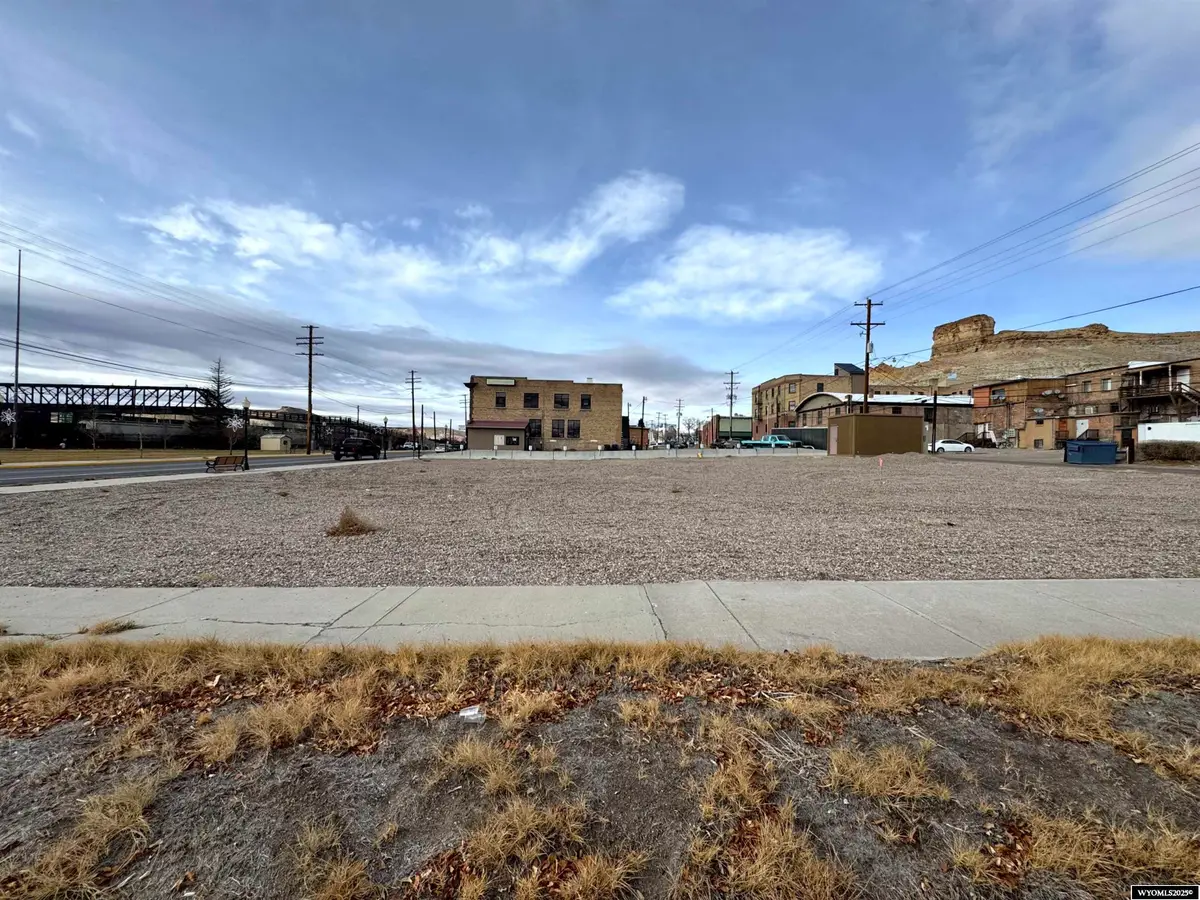 61 N 2nd Street, Green River, WY 82935 - Image #1