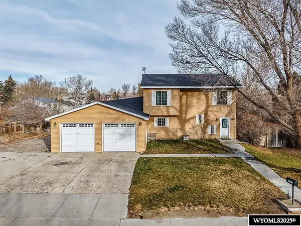 2775 Hitching Post Drive, Green River, WY 82935