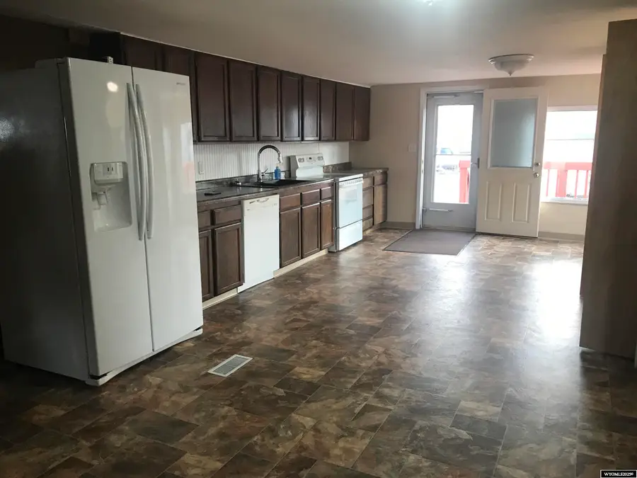 7 Darnall Rd, Riverton, WY 82501 - Image #3