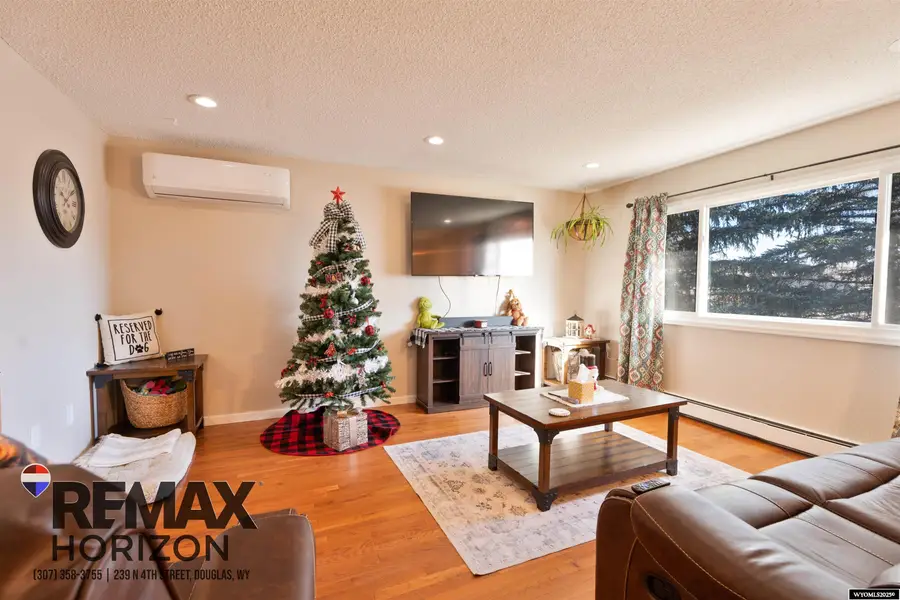 800 S 10th Street, Douglas, WY 82633 - Image #3