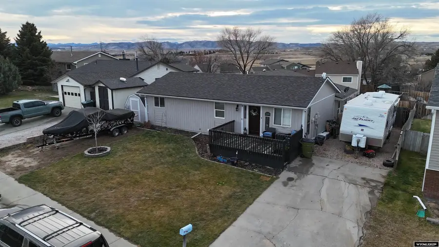 1144 Cactus Court, Douglas, WY 82633 - Image #2