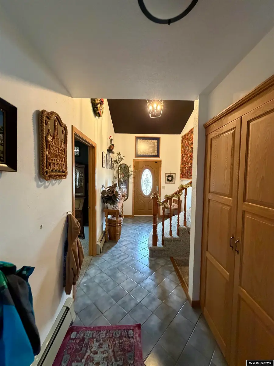 409 N 11th Avenue, Greybull, WY 82426 - Image #3