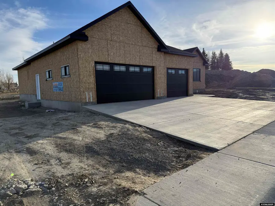 1880 Bachelors Drive, Rock Springs, WY 82901 - Image #2