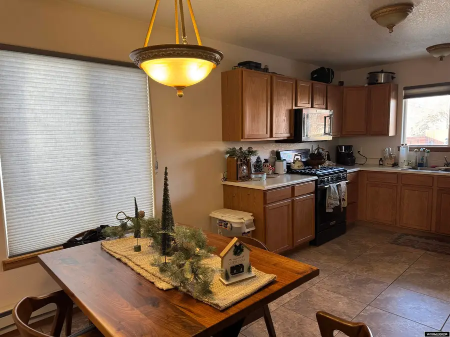 360 N 9th Street, Lander, WY 82520 - Image #2