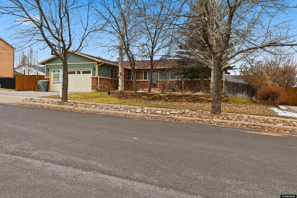 307 Herschler Avenue, Evanston, WY 82930 - Image #1