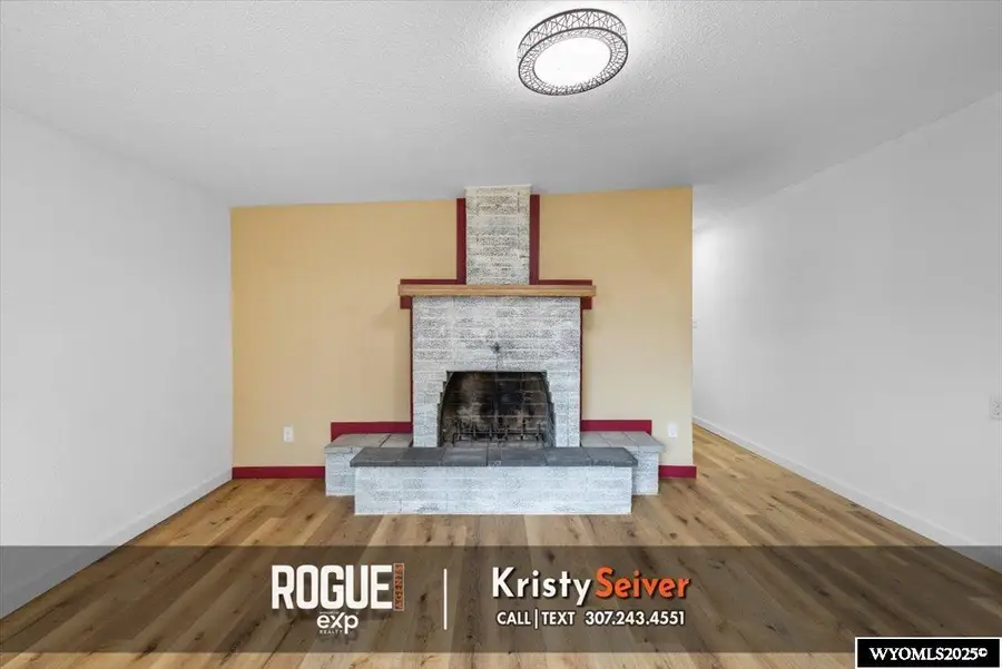 823 N Washington Street, Casper, WY 82601 - #3