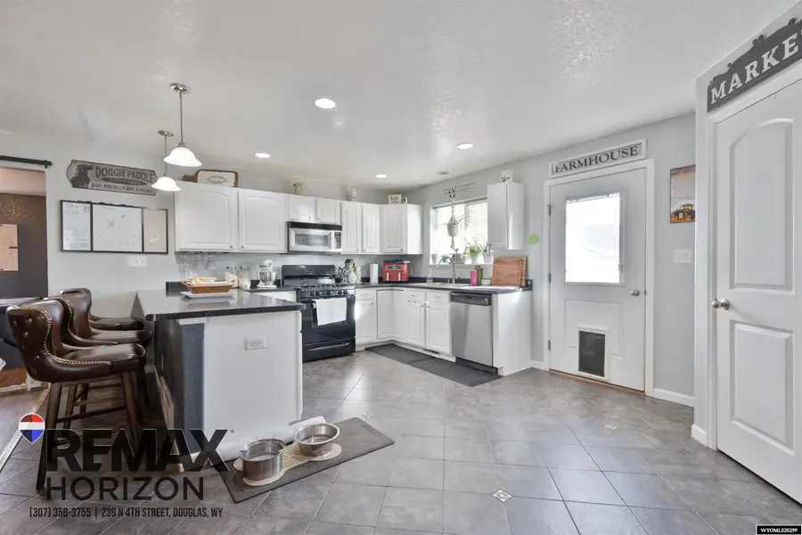 212 Bow Street, Douglas, WY 82633 - Image #3