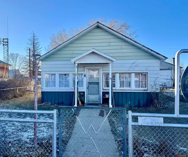 125 N Penland Street, Baggs, WY 82321