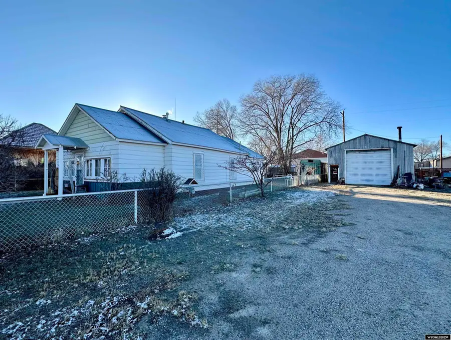 125 N Penland Street, Baggs, WY 82321 - Image #2