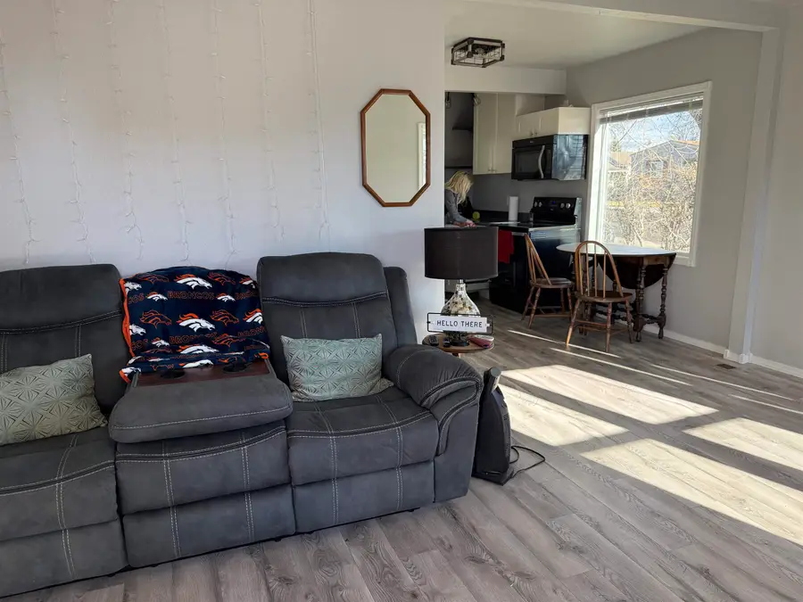 2502 E C ST, Torrington, WY 82240 - #3