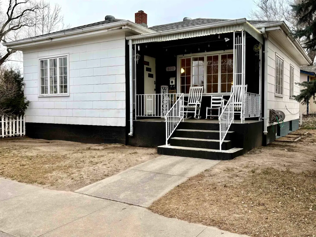 600 Birch Street, Douglas, WY 82633 - Image #1