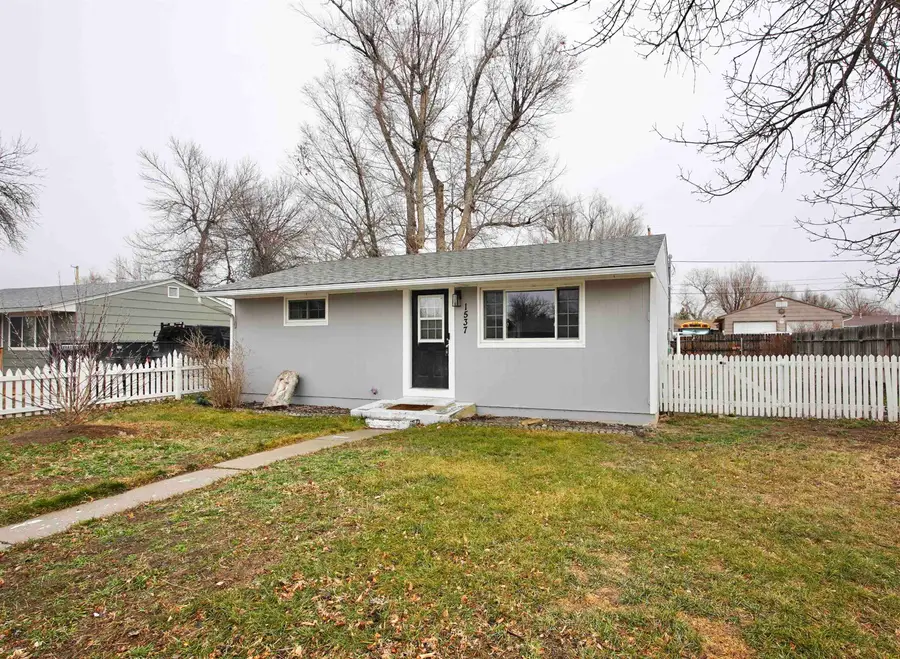1537 Kit Carson Avenue, Casper, WY 82604 - Image #2