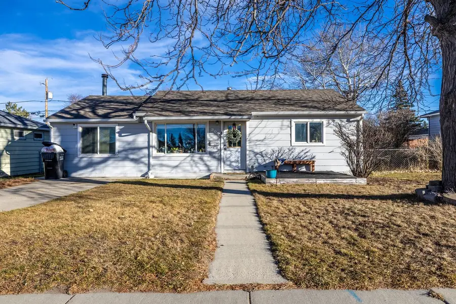 305 Lark, Casper, WY 82609 - Image #3