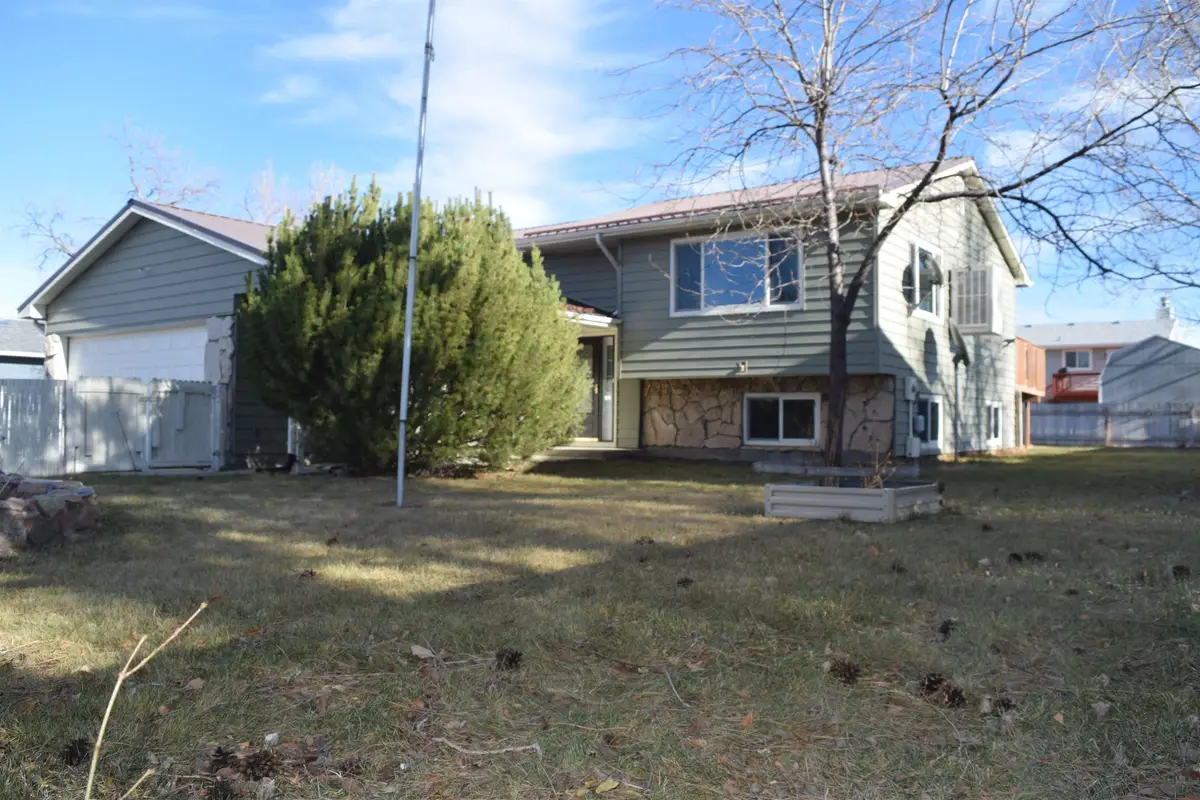 214 Bozeman Trail, Glenrock, WY 82637 - Image #1