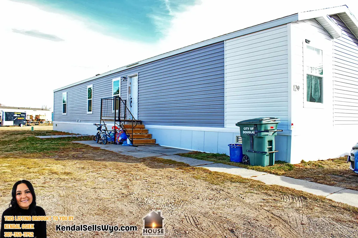 401 S Russell Avenue, Douglas, WY 82633 - Image #1
