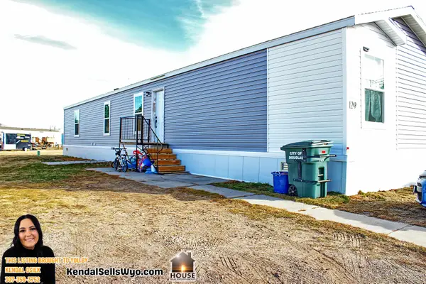 401 S Russell Avenue, Douglas, WY 82633