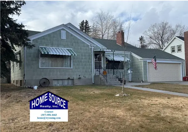 314 N 2nd St W, Riverton, WY 82501