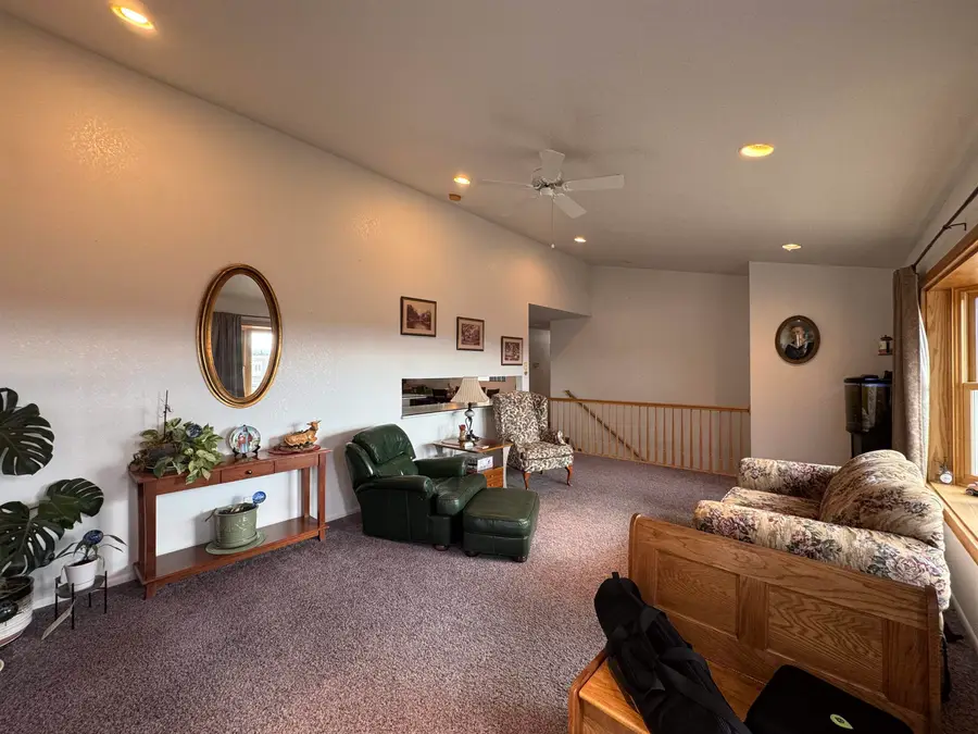 1540 Riverview Rd, Riverton, WY 82501 - Image #2