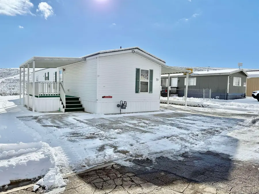 70 Twin Creek St, Diamondville, WY 83116 - Image #3