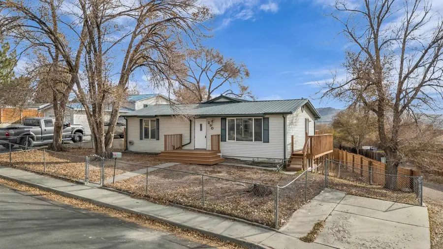 290 Cedar St, Green River, WY 82935 - Image #3
