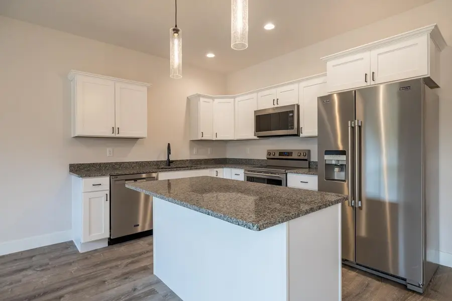 612 Badger Lane, Mills, WY 82644 - Image #2