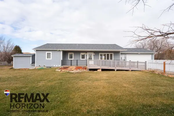 41 Lakeview Dr., Douglas, WY 82633