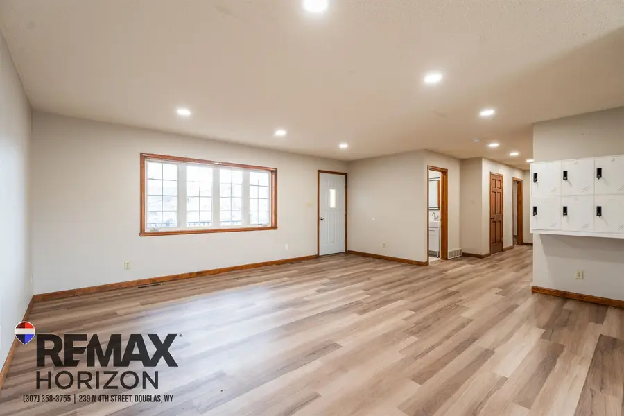 41 Lakeview Dr., Douglas, WY 82633 - Image #3