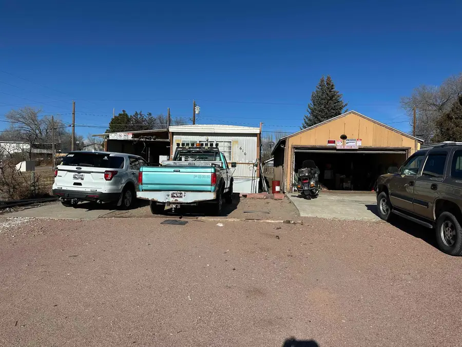 610 E 27th Avenue, Torrington, WY 82240 - Image #2