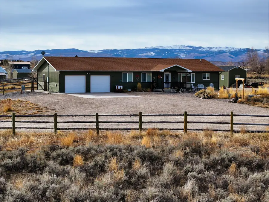 47 Van Vleet Lane, Lander, WY 82520 - Image #2