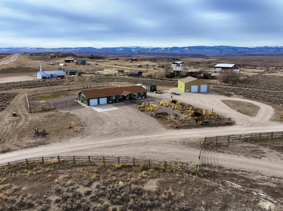 47 Van Vleet Lane, Lander, WY 82520 - Image #3