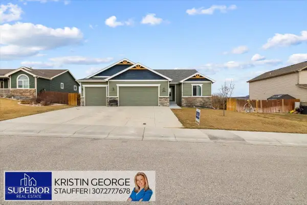 1021 Prairie River Drive, Mills, WY 82604