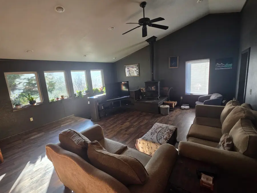 107 Hough, Dubois, WY 82513 - Image #3