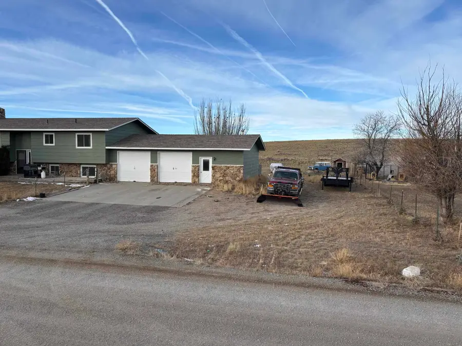 6 Cherokee Road, Rawlins, WY 82301 - Image #3