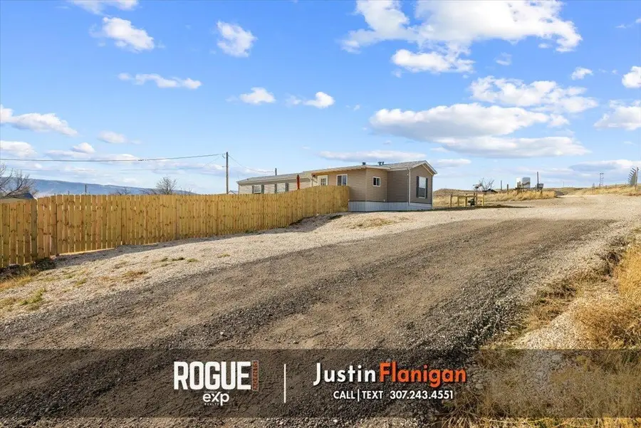 5277 W Buick, Mills, WY 82604 - Image #2