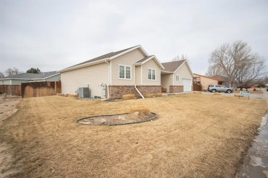176 Sunflower, Casper, WY 82604 - Image #2