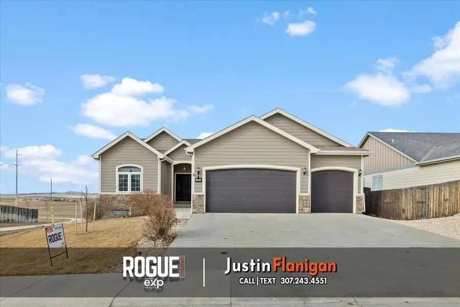 760 Pebble Mountain, Mills, WY 82604 - #3