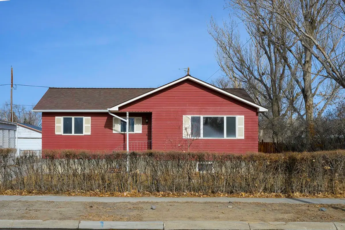 208 4th ave N, Greybull, WY 82426 - Image #1