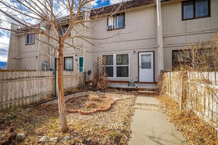 2244 E 8th St, Casper, WY 82609 - #2