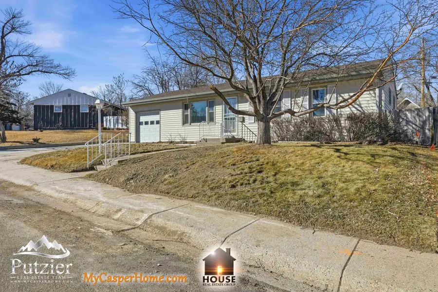 2956 Knollwood Drive, Casper, WY 82604 - Image #3