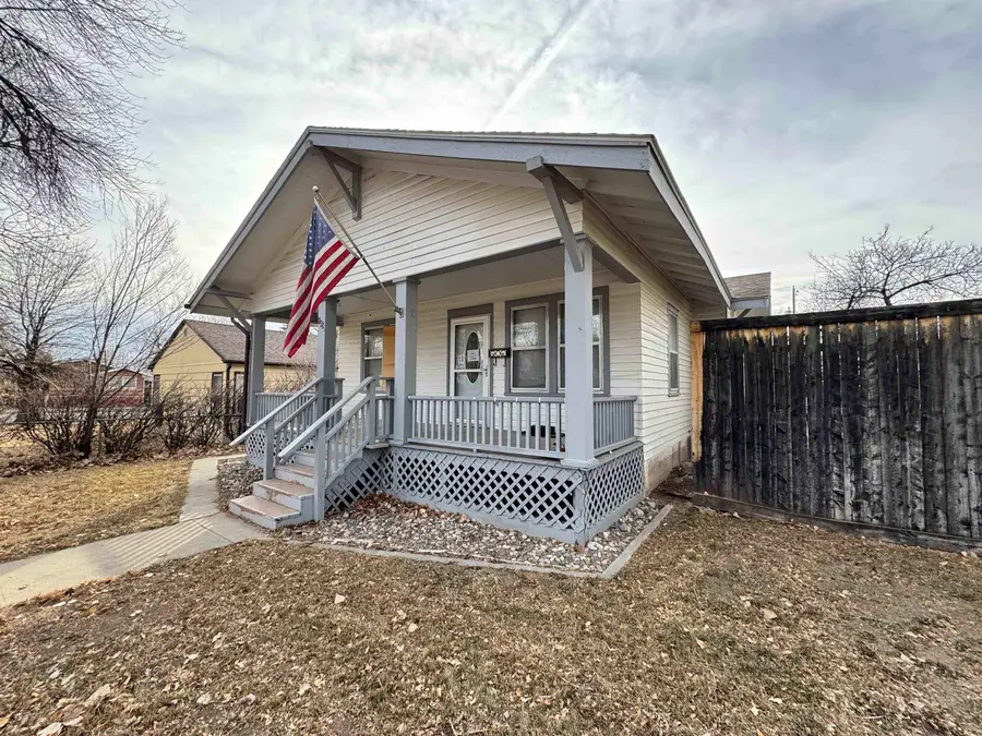 105 W Park Avenue, Riverton, WY 82501 - Image #2