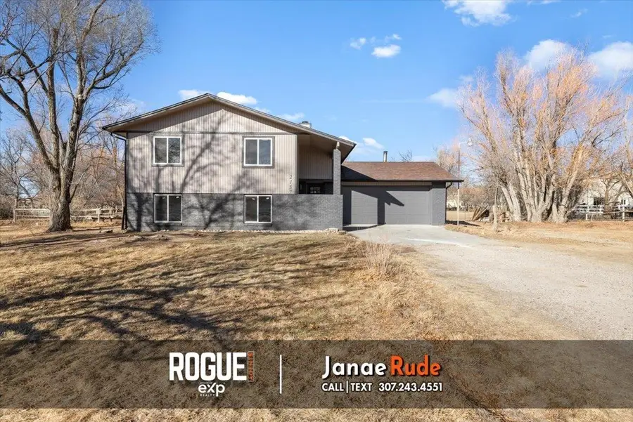 2157 N Grass Creek Road, Casper, WY 82604 - #2