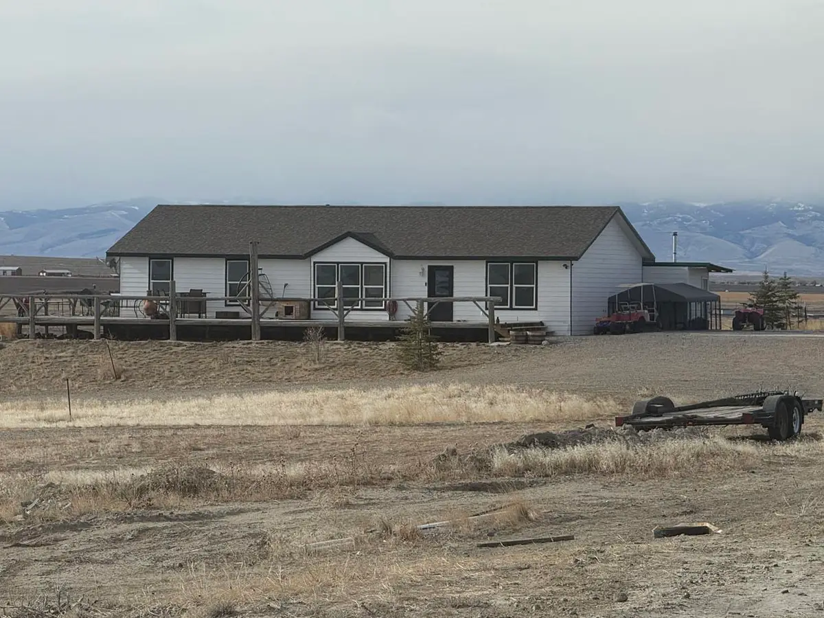 40 Lost Wells Butte Drive, Riverton, WY 82501 - Image #1
