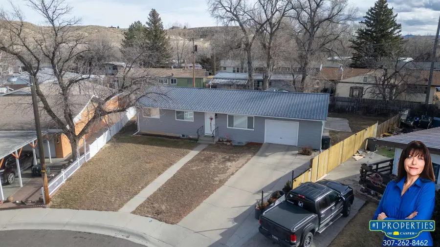 12 Lakota Court, Glenrock, WY 82637 - #2
