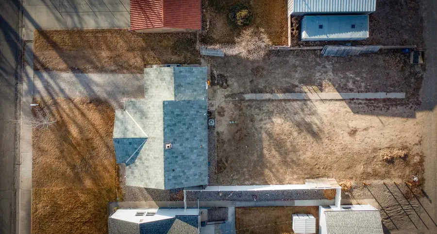 811 Howell Ave, Worland, WY 82401 - #2