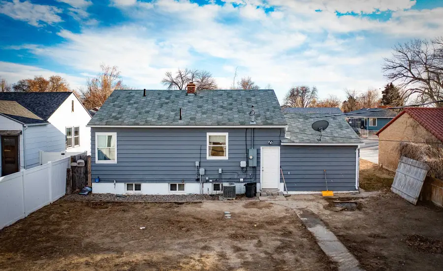 811 Howell Ave, Worland, WY 82401 - #3