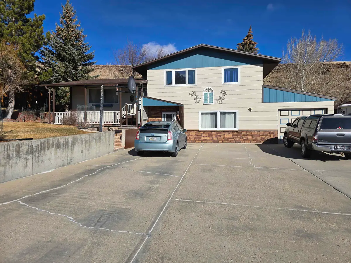 403 W Larsen Street, Rawlins, WY 82301 - #1
